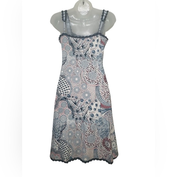 BCBGMaxAzria Boho Crochet Trim Printed Mini Dress XS - Picture 3 of 6